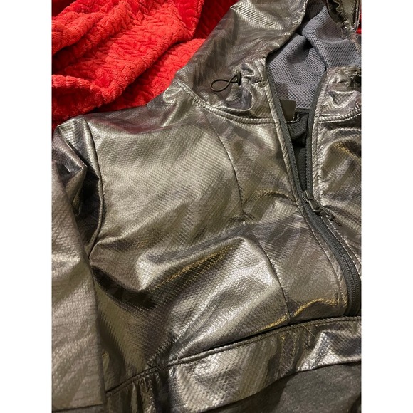 EUC Under Armour Atheltic Metallic Jacket - Picture 4 of 5